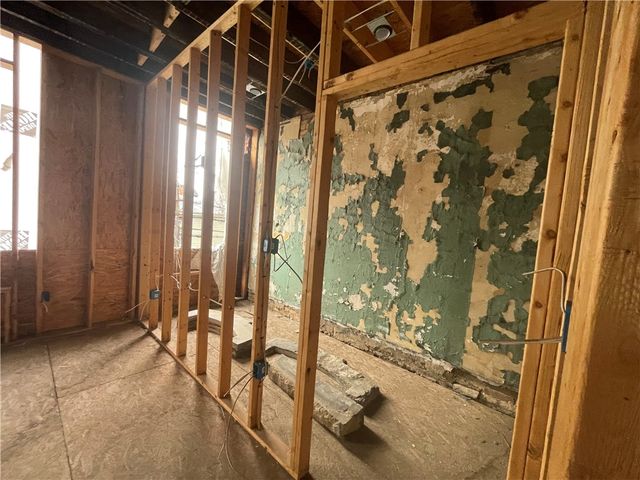 712 Armandale St, Central North Side, PA 15212