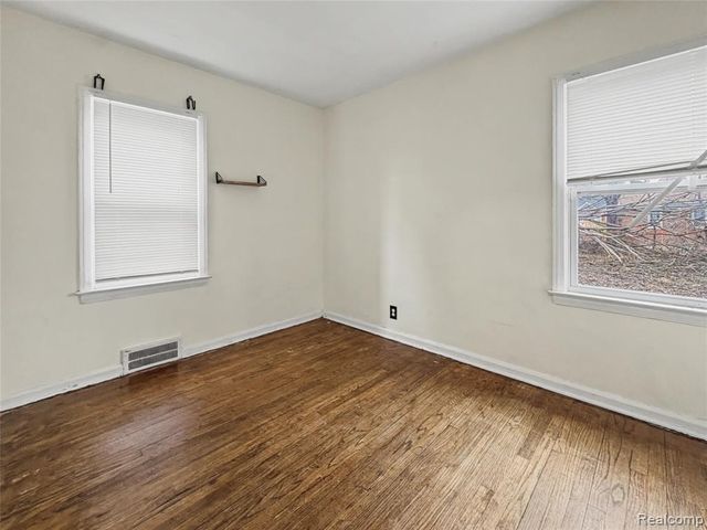 16873 Ferguson Street, Detroit, MI 48235