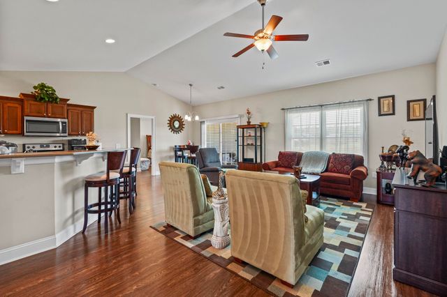 509 Larkspur Dr., Conway, SC 29526