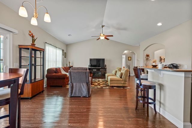 509 Larkspur Dr., Conway, SC 29526