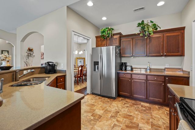 509 Larkspur Dr., Conway, SC 29526