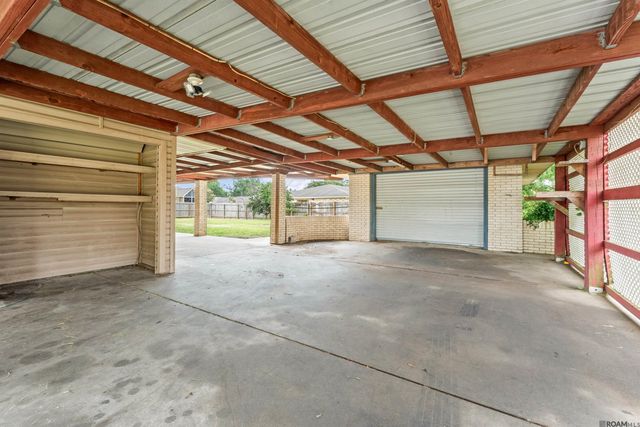 403 Vatican Dr, Donaldsonville, LA 70346