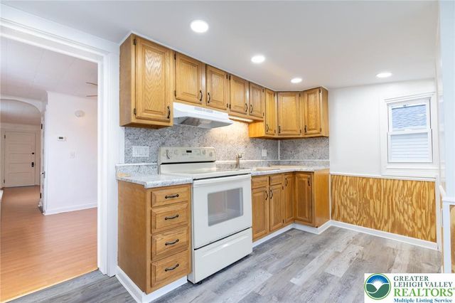 1014 Hoe Street, Allentown City, PA 18103