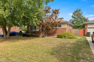 9869 Melbourne Avenue, Allen Park, MI 48101