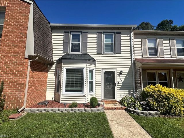 434 Wayman LN, Virginia Beach, VA 23454