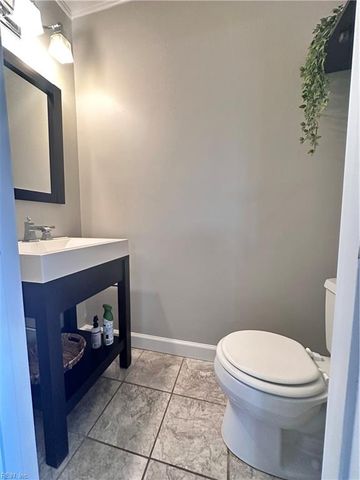 434 Wayman LN, Virginia Beach, VA 23454