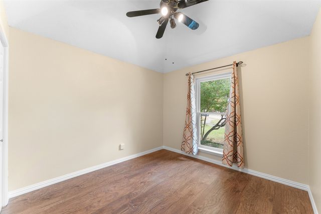 6306 Debbie Circle, Rowlett, TX 75089