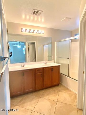 3657 E HYATT Lane, Gilbert, AZ 85295