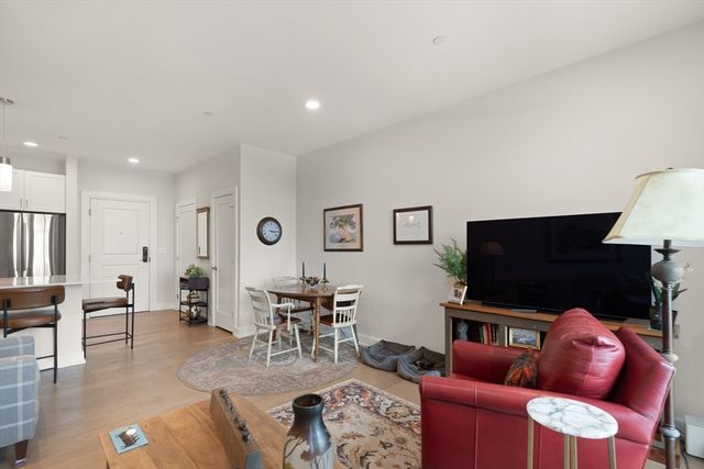 65 Washington St. 512, Salem, MA 01970