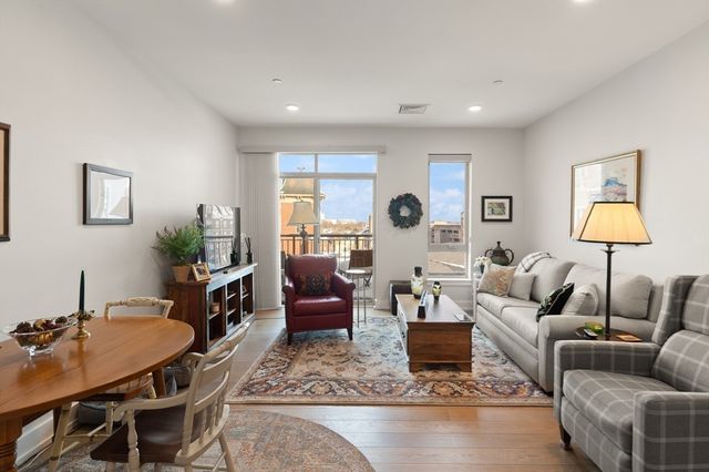 65 Washington St. 512, Salem, MA 01970