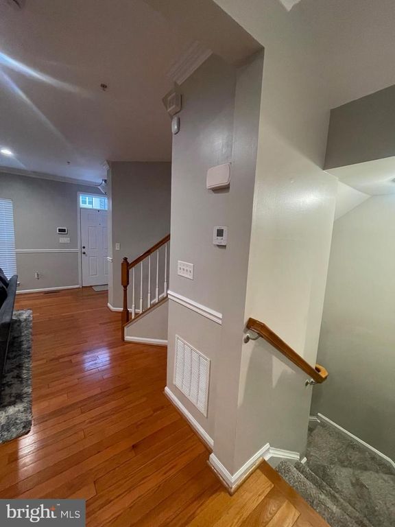 Image 15 of property listing at 5340 WYNDHOLME CIR #109, Baltimore, MD 21229