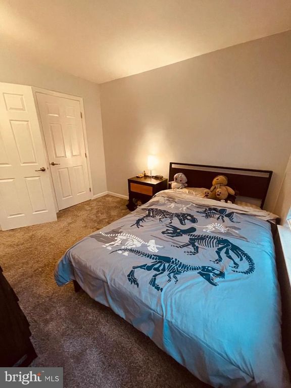 Image 21 of property listing at 5340 WYNDHOLME CIR #109, Baltimore, MD 21229