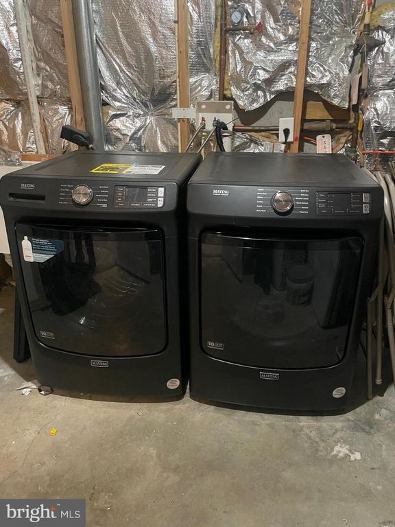 Image 27 of property listing at 5340 WYNDHOLME CIR #109, Baltimore, MD 21229