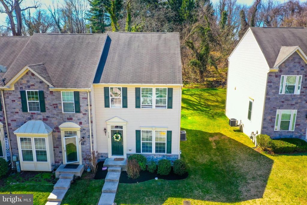 Image 33 of property listing at 5340 WYNDHOLME CIR #109, Baltimore, MD 21229