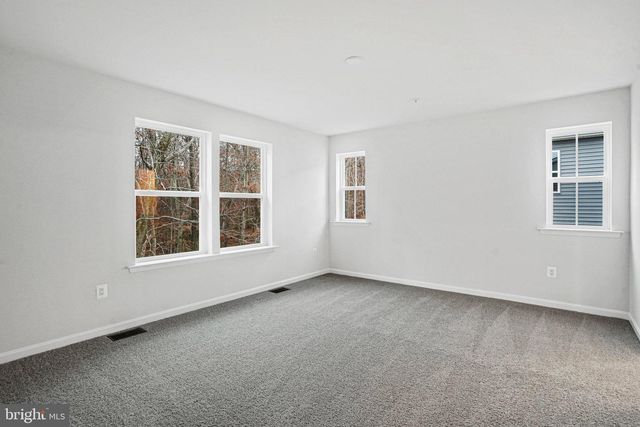 88 CATALPA DR, North East, MD 21901