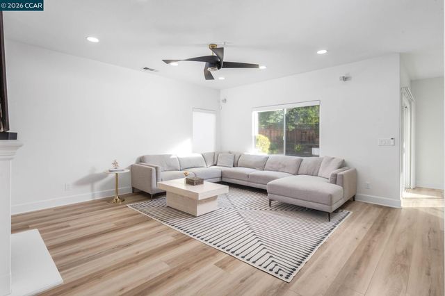 2373 Alsace Ct, Livermore, CA 94550