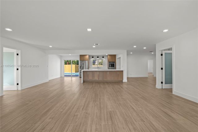 5641 NE 21st Ave, Fort Lauderdale, FL 33308