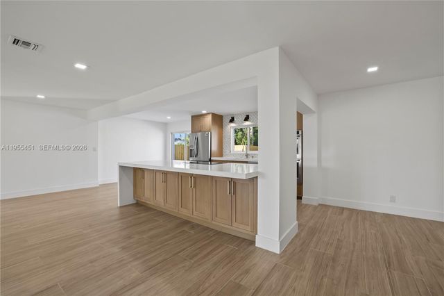 5641 NE 21st Ave, Fort Lauderdale, FL 33308