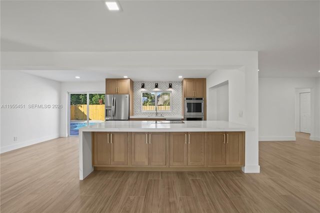 5641 NE 21st Ave, Fort Lauderdale, FL 33308