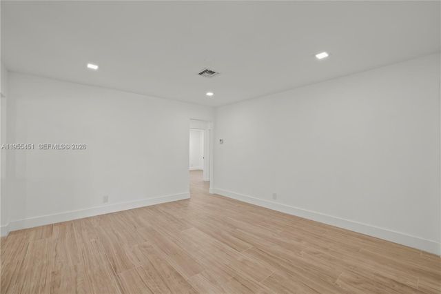 5641 NE 21st Ave, Fort Lauderdale, FL 33308