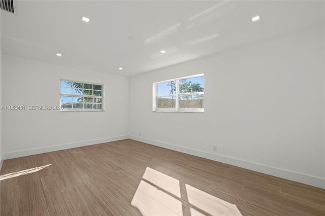 5641 NE 21st Ave, Fort Lauderdale, FL 33308