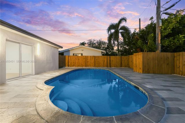 5641 NE 21st Ave, Fort Lauderdale, FL 33308