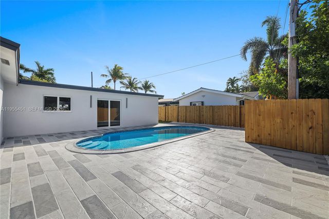 5641 NE 21st Ave, Fort Lauderdale, FL 33308