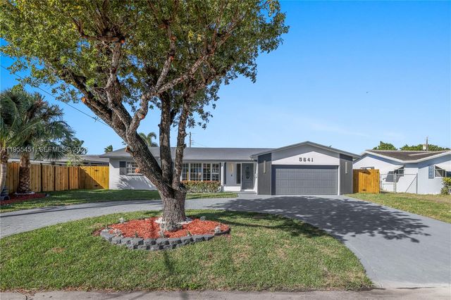 5641 NE 21st Ave, Fort Lauderdale, FL 33308