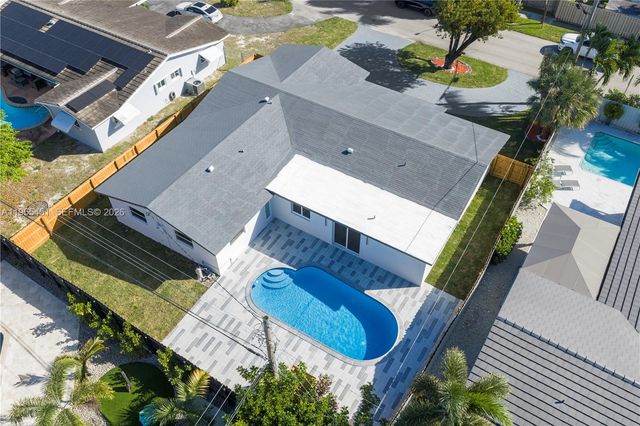 5641 NE 21st Ave, Fort Lauderdale, FL 33308