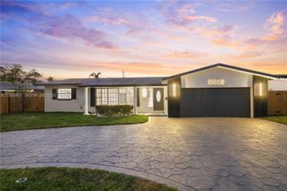 5641 NE 21st Ave, Fort Lauderdale, FL 33308