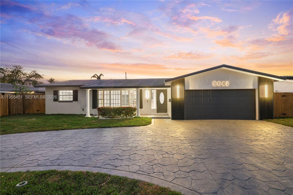 5641 NE 21st Ave, Fort Lauderdale, FL 33308