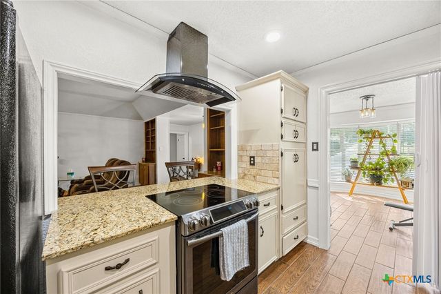 6101 Stillwood Drive, Killeen, TX 76543