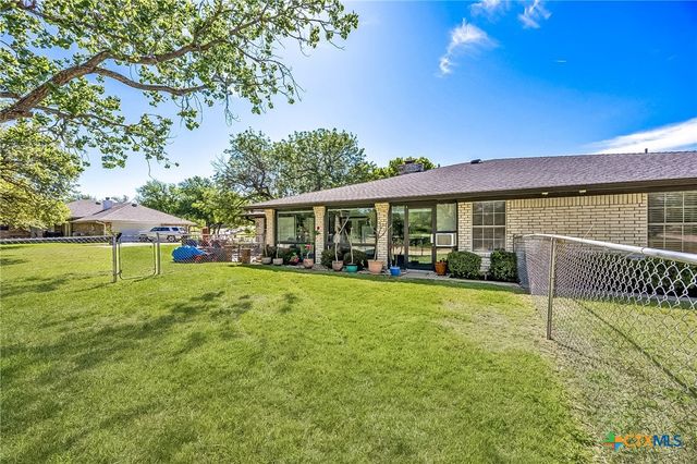 6101 Stillwood Drive, Killeen, TX 76543