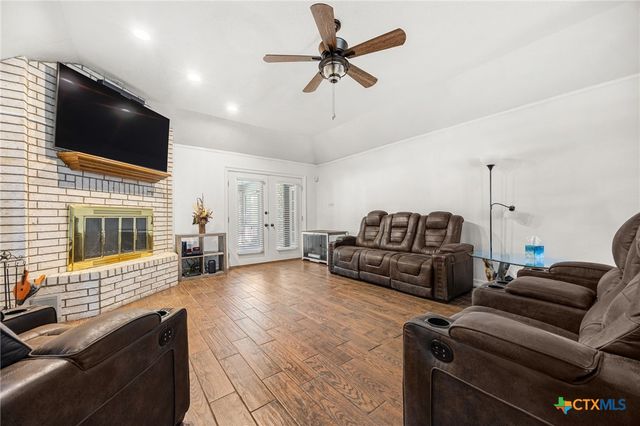 6101 Stillwood Drive, Killeen, TX 76543