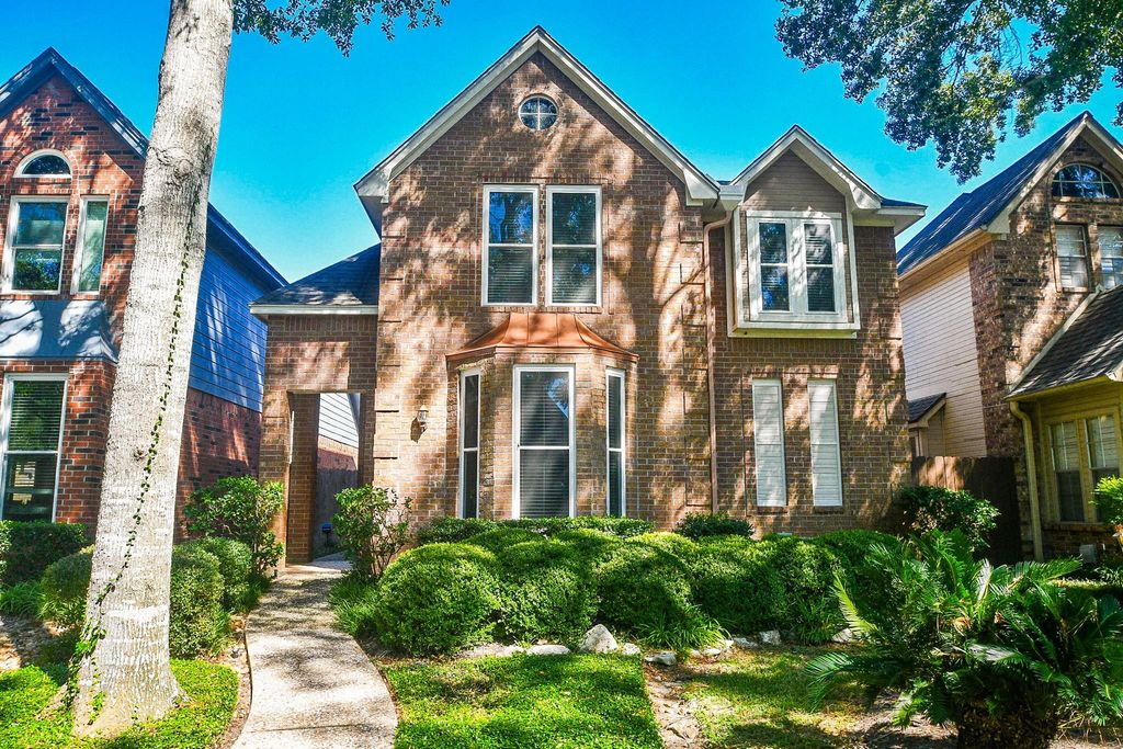 6617 Tournament Drive, Houston, TX 77069