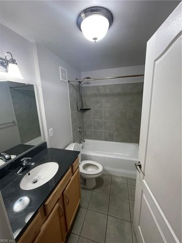 249 W Freemason St Apt 405, Norfolk, VA 23511