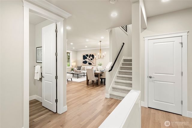 24026 Meridian Avenue S, Bothell, WA 98021