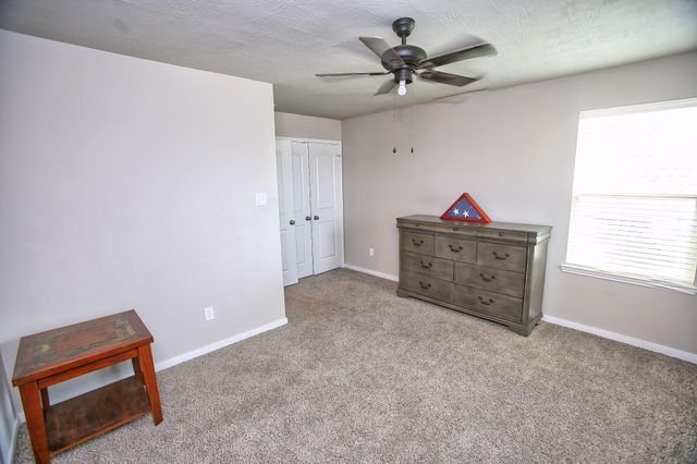 115 Austin Road, Angleton, TX 77515