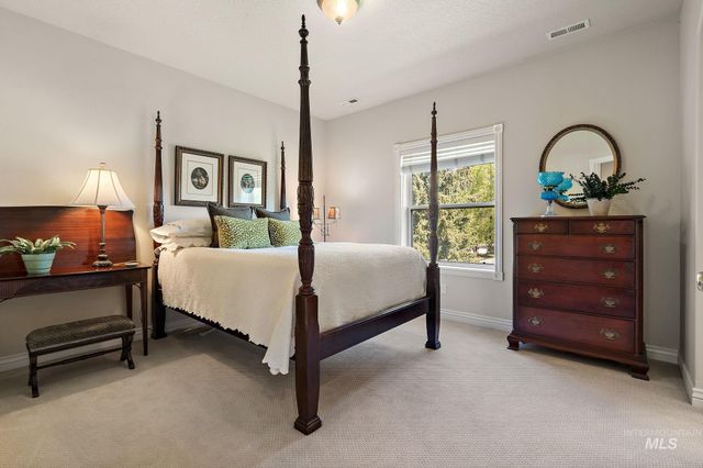 3236 S Kingsbury Way, Eagle, ID 83616