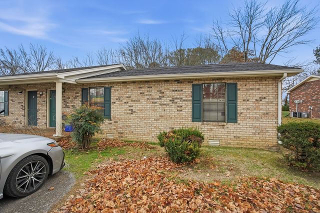 106 Gayla Ct, Portland, TN 37148