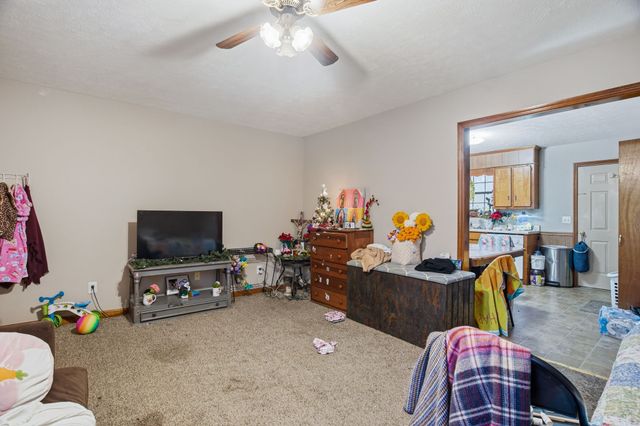 106 Gayla Ct, Portland, TN 37148