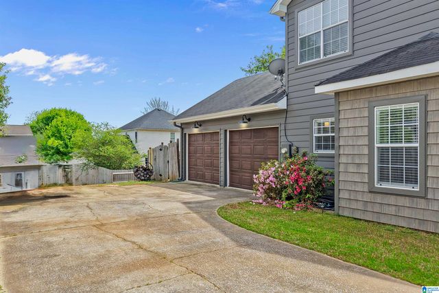 111 IVY CIRCLE, Pelham, AL 35124