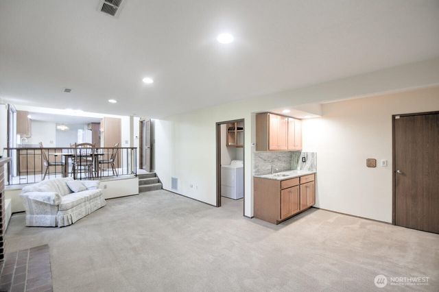 4804 Beverly Drive NE, Olympia, WA 98516