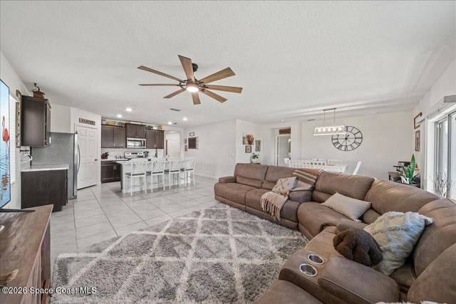 3250 Burrowing Owl Drive, Mims, FL 32754