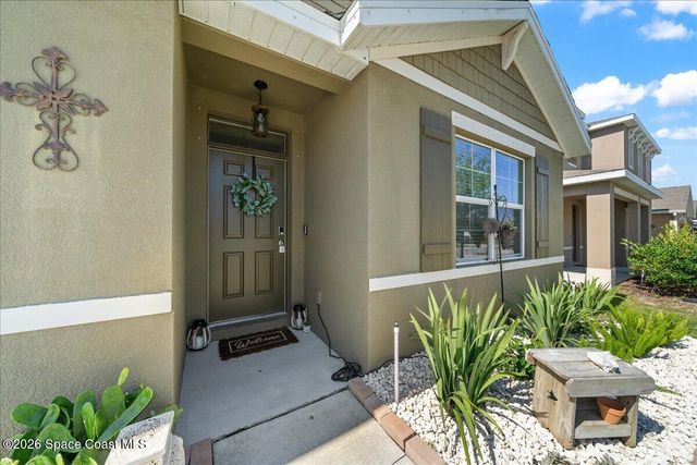 3250 Burrowing Owl Drive, Mims, FL 32754