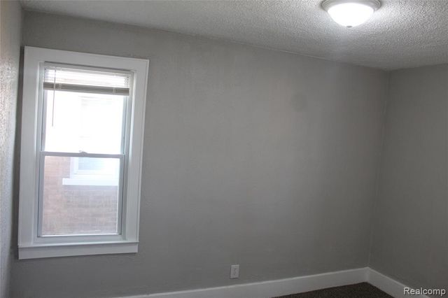 15716 Kentucky Street, Detroit, MI 48238