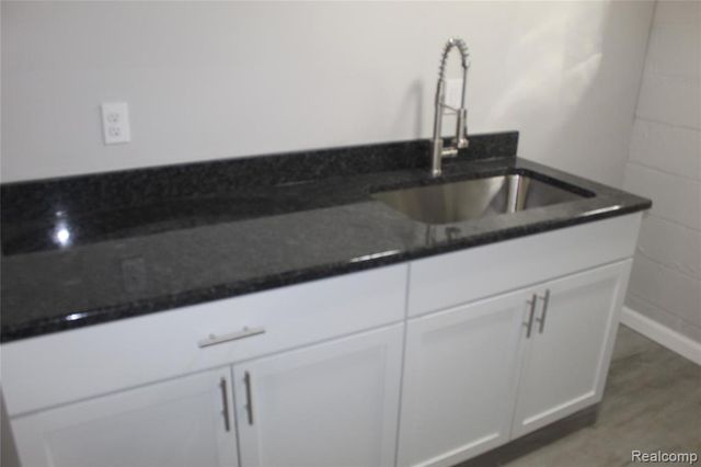 15716 Kentucky Street, Detroit, MI 48238