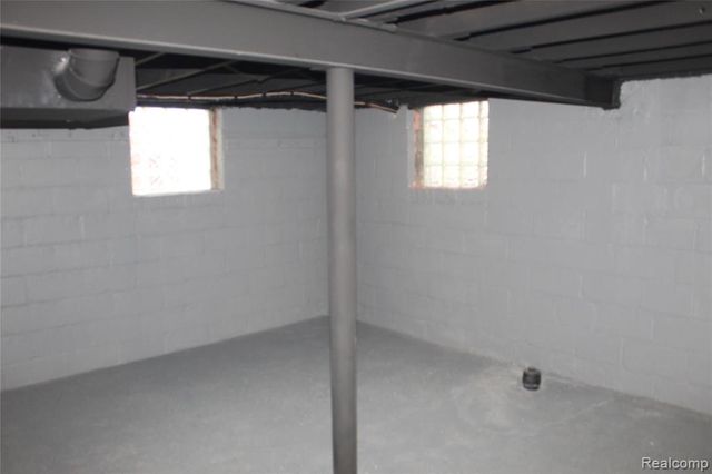 15716 Kentucky Street, Detroit, MI 48238