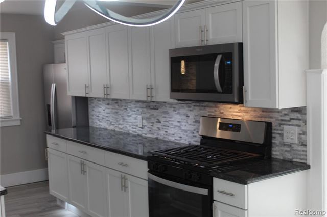 15716 Kentucky Street, Detroit, MI 48238