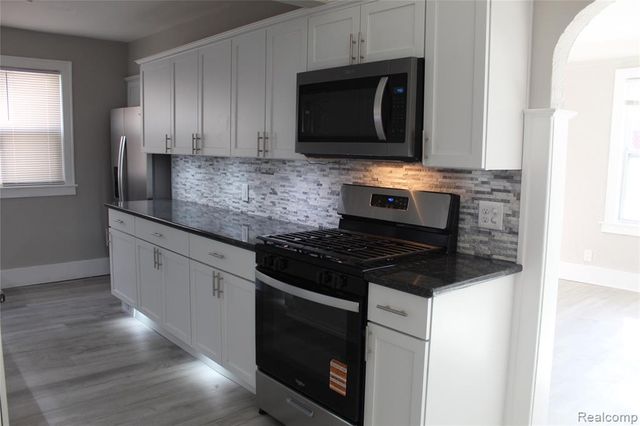 15716 Kentucky Street, Detroit, MI 48238